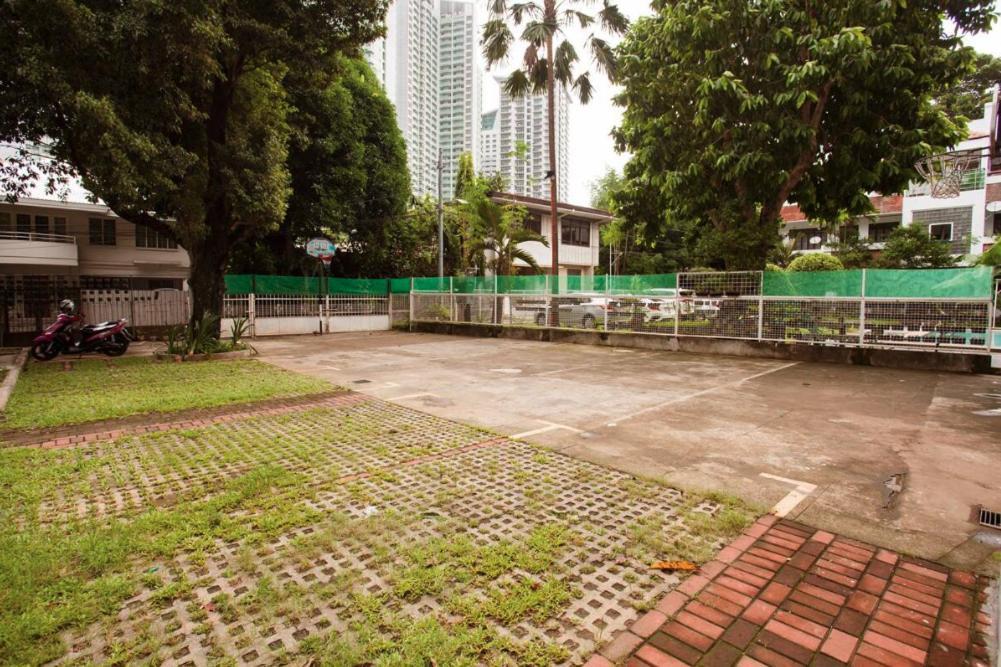 Casa Heradurra Uno/Dos Manila Bagian luar foto
