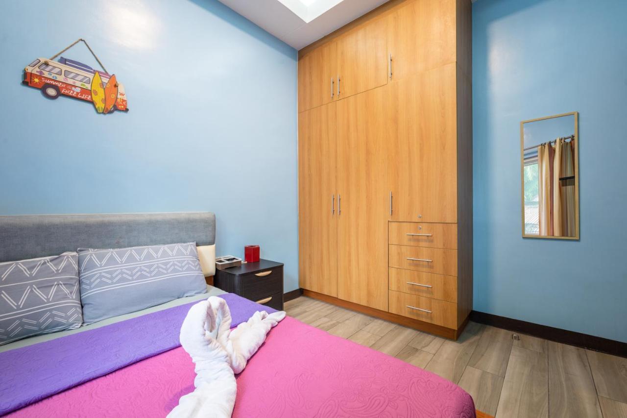 Casa Heradurra Uno/Dos Manila Bagian luar foto